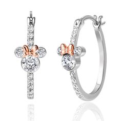 One for mom and one for her little princess! These matching mother daughter earrings are perfect for Disney families. This Minnie Mouse silver earring set features one pair of Minnie Mouse studs and one pair of Minnie Mouse hoop earrings. These mother daughter Disney earrings makes for a thoughtful birthday gift, Mother’s Day gift, and Hannukah or Christmas gift. Disney Mother And Daughter, Mother Daughter Disney, Silver Earring Set, Disney Furniture, Mouse Art, Mickey Mouse Art, Jewelry Set Design