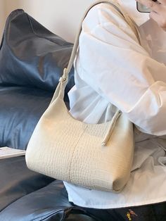 BirdinBag - Crocodile Print Armpit Bag: Stylish and Trendy Fashion Accessory Armpit Bag, Trendy Fashion Accessories, Trendy Shoulder Bag, Crocodile Print, Baguette Bag, Word Wrap, Style Minimalist, Bag Straps, Hobo Bag