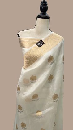 Pure Kora Handloom Banarasi Saree - Sona Roopa Alfi Kadua Boota Banarasi Sari, Saree Beautiful, Banarasi Saree, Banarasi Sarees, Etsy Accessories, Saree, Bathing Beauties, India, Electronic Accessories