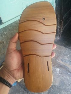 Wood Sandals, Wooden Shoes, Diy Shoes, Slipper Shoes, Wooden Toys, Slippers, Sandals, Wood