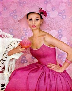 @myvintagevogue on Instagram: “Charm Magazine May 1959 🌸 Iris Bianchi, photo by Carmen Schiavone #pink #thinkpink #vintage #fashion #vintagefashion #vintagedress…” The 50s Fashion, Fashion D, Vintage Dress Patterns, Vintage Fashion Photography