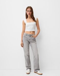 Straight fit jeans. Available in grey, light blue, grey, blue. Casual Cotton Jeans With Straight Fit, Casual Straight Fit Cotton Jeans, Casual Cotton Straight Fit Jeans, Urban Style Straight Leg Jeans With Five Pockets, Urban Straight Leg Jeans With Five Pockets, Urban Mid-rise Flare Jeans With Five Pockets, Urban Style Mid-rise Flare Jeans With Five Pockets, Urban Straight Fit Bottoms For Everyday, Straight Leg Cotton Jeans