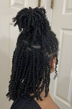 Small Twists Natural Hair 4c, Twist Outs On Natural Hair Long, Mini Twists Type 4 Hair, Mini Twists With Weave, Long Natural Black Women Hair, Twist Out On Long Natural Hair, Styles For Short Twists Natural Hair, Type 4 Protective Hairstyles, Twist Hair Styles For Natural Hair