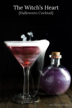 Harry Potter Cocktails, Good Cocktails, Halloween Drinks Alcohol, Witch's Heart, Coctails Recipes, Halloween Cocktail, Halloween Cocktails, Bourbon Cocktails