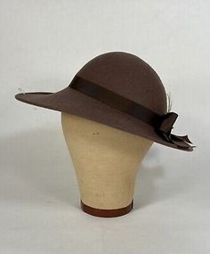 Vintage 1970's-does-30's brown felted wool brimmed hat w/ ribbon, bow, & feather  | eBay Brown Brimmed Felt Hat For Formal Occasions, Vintage Fur Felt Fedora For Fall, Fitted Brimmed Hat With Bow, Vintage Fitted Felt Hat For Fall, Brown Felt Hat For Formal Winter Occasions, Brown Formal Felt Hat For Winter, Formal Brown Felt Hat For Winter, Formal Brown Hat Bands For Fall, Formal Brown Hat Band For Fall