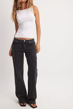 Low Waist Jeans Black Black Low Waisted Pants, Low Waisted Straight Leg Jeans, Low Rise Dark Wash Jeans, Black Low Rise Jeans Outfit, Low Waist Black Jeans, Low Waist Straight Jeans, Low Rise Black Pants, Low Rise Jeans Black, Black Low Rise Jeans