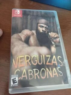 the video game verguizas carbonas is being held up