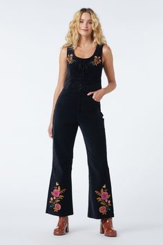 Floral embroidered velvet jean- a luxe embroidery style giving a glamorous 70’s bohemian vibe- high waisted fit- slightly flared leg- floral embroidery detailing- front and back pockets- made in a beautiful silky velvet- available in black Product Code: PGFV234 Alt Clothes, Velvet Jeans, Embroidered Velvet, Corset Style Tops, Velvet Suit, Embroidery Detailing, Velvet Shorts, Denim Details, Embroidered Jeans