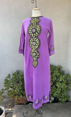 Boho maxi kaftan purple cotton embroidery S/M Vtg YM Garments | eBay Bohemian Embroidered Purple Kurta, Bohemian Purple Embroidered Kurta, Embroidered Bohemian Purple Kurta, Spring Fitted Purple Kurta, Fitted Purple Kurta For Spring, Spring Bohemian Purple Kurta, Fitted Purple Summer Kurta, Fitted Purple Kurta For Summer, 60s Hippie