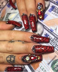 Pimple Under The Skin, Kiss Gel Fantasy Nails, Glam Wedding Makeup, Luxury Press On Nails, Under The Skin, Swarovski Nails, Instagram Nails