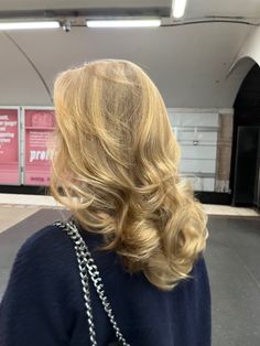 90e Layered Hair, 90 Layered Haircut Medium, Haïr Cut Wavy Hair, Unstyled Layers, Big Layered Hair, Layered Haircuts Unstyled, 90s Blonde Hair, Haircut Tips