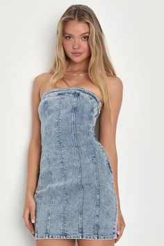 Fitted Denim Blue Dress, Chic Washed Mini Dress, Fitted Denim Blue Denim Dress, Chic Light Wash Mini Denim Dress, Chic Strapless Fitted Denim Dress, Chic Fitted Strapless Denim Dress, Denim Blue Top For Night Out, Chic Dark Wash Denim Top For Night Out, Chic Washed Blue Denim Dress