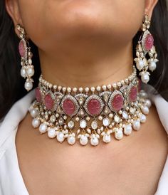 Carved Pink Sapphire Kundan CZ Victorian Choker/Designer Sabyasachi Jewelry Set/Uncut Polki Faux Diamond Choker Set/Kundan Choker set/Punjab Is Inspired By Sabyasachi Wedding Kundan jewelry Such intricate detailing in this Inspired Heritage Royal Set with Flawless Polki and Diamond work. This set will surely make heads turn .. Finest Kundan work . *Necklace length can be adjusted thorough Dori/cord on the back. Highest quality and best craftsmanship Earrings have Pushbacks Necklace Has adjustabl Diamond Choker Set, Wedding Choker Necklace, Victorian Choker, Kundan Choker Set, Stones Earrings, Sabyasachi Jewellery, Kundan Choker, Stone Choker, Kundan Necklace