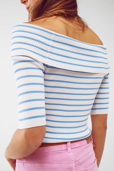 Stay effortlessly chic with our Boatneck Striped 3/4 Sleeve Shirt in Blue. This shirt features a classic stripe design that adds a timeless touch to your outfit. The boat neckline and 3/4 length sleeves create a flattering and sophisticated look. Crafted with a bodycon fit, this shirt hugs your curves for a stylish and feminine silhouette. Made from a fine knit blend of 65% viscose and 35% polyamide, it offers a soft and comfortable feel against your skin. Designed for casual occasions, this shi Tan Scarf, Boat Neck Shirt, Knitwear Tops, Boat Neckline, Striped Shorts, Hat Hairstyles, Stripes Design, S Models, Boat Neck