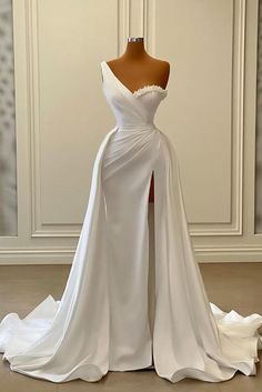 Charming White Long Mermaid One Shoulder Satin Beading Formal Prom Dresses El Salvador Wedding Dress, White Prom Dress Long, Hijabista Fashion, Formal Prom Dresses Long, One Shoulder Prom Dress, Pearls Wedding, White Mermaid, Mermaid Evening Gown, White Wedding Dress