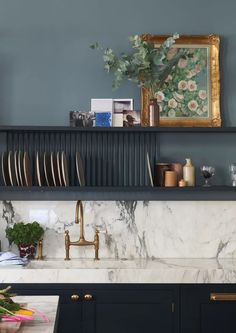 Inchyra Blue No.289 | Modern Emulsion | Walls & Ceilings Paint Modern Emulsion | Farrow & Ball Cabinets Handles, Oval Room Blue, Farrow And Ball Paint, Pretty Kitchen, Farrow And Ball, Vent Hood, Home Luxury, Blue Kitchen, Gorgeous Kitchens