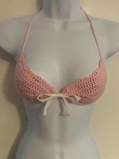 #aesthetic #crochet #1 #fashion Crochet Bra, Mode Crochet, Crochet Bows, Aesthetic Crochet, Crochet Business, Crochet Design Pattern, Crochet Clothing And Accessories, Kawaii Crochet, Crochet Inspo