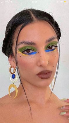 Eyebrow Threading, Face Art Makeup, Blue Sage, Unique Makeup, Fairy Makeup, Bold Makeup, Creative Makeup Looks