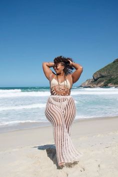 Club Outfit Night, Plus Size Beach Outfits, Cute Vacation Outfits, Plus Size Baddie Outfits, Tapestry Woven, Look Plus Size, Beach Outfits, Curvy Model, Inventors