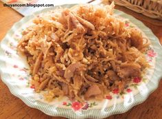 Blog of Noodles: Bi - Shredded Pork Skin Rice Platter, Vietnam Food, Vietnamese Restaurant, Shredded Pork, Vietnamese Cuisine, Vietnamese Food, Vietnamese Recipes, Asian Dishes