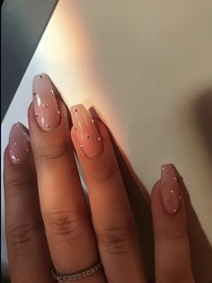 White Graduation Nails, Nail Arts Ideas, White Sparkle Nails, 21st Birthday Nails, Almond Nails Pink, Nails Inspiration Classy, Graduation Nails, One Color Nails, Arts Ideas