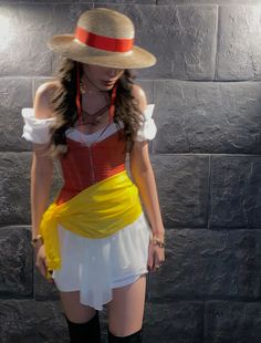 One piece Luffy Women Cosplay, Festival Group Outfits Ideas, One Piece Diy Costume, Monkey D Luffy Halloween Costume, Luffy Outfit One Piece, Luffy Costume Female, Luffy Halloween Costume Girl, Monkey D Luffy Costume