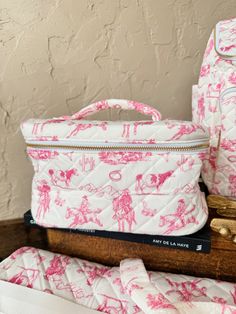 The Preppy Cowgirl Cosmetic Bag Western Gift Ideas, Preppy Cowgirl, Travel Preppy, Vogue Home, Western Gifts, New Cosmetics, Wild Rag, Home Decor Sale, Western Christmas