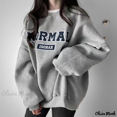 Olivia Mark - Gray Pullover Sweater with Round Neck, Loose Fit, Extra Warmth, and Cozy Long Sleeves Hoodie Female, Sweat Gris, Y2k Tops, Female Cartoon, Women Sweatshirts, Korean Fashion Casual, Korean Casual, Long Sleeve Tops Casual, Sweatshirt Women