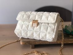 Handmade White Clutch For Daily Use, Handmade White Clutch For Everyday Use, Handmade Cream Evening Bag For Everyday Use, Handmade Cream Clutch Shoulder Bag, Handmade Cream Clutch For Daily Use, Chic Cream Handmade Clutch, Handmade Cream Pouch Evening Bag, Everyday Handmade Cream Clutch, Yarn Handbag