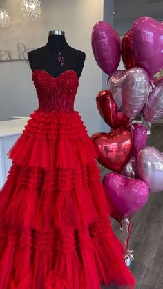 Ruffled Corset Dress With Sweetheart Neckline For Prom, Red Ruffled Prom Evening Dress, Red Fitted Tulle Corset Dress, Red Tulle Ball Gown With Ruffles, Gothic Red Corset Dress With Ruffles, Ball Gown Prom Dress, Ruffle Prom Dress, Senior Prom Dresses, Galentines Party