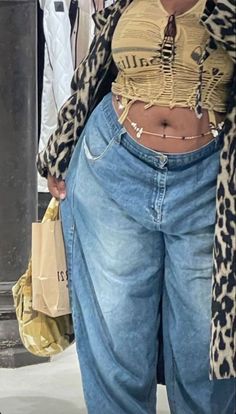 Y2k Outfit Inspo Plus Size, Swaggy Outfits Plus Size, Plus Size Aesthetic Photography, Y2k Plus Size Fashion, Plus Size Earthy Outfits, Y2k Outfits Plus Size, Plus Size Y2k Outfits, Plus Size Boho Outfits, Y2k Curvy