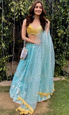 Gorgeous Lehengas, भारतीय दुल्हन संबंधी, Lehenga Inspiration, डिजाइनर कपड़े, Nikkah Dress, Yellow Lehenga, Lehnga Dress, Peplum Tops