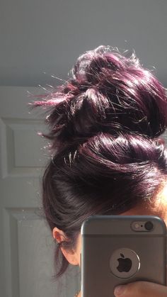 Underneath Hair, Hair Color Streaks, Violet Hair, Dyed Hair Inspiration, Dye Ideas, Pretty Hair Color, Hair Stylies