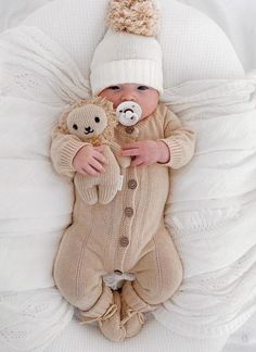 ✿ Welcome to our shop ✿ Designed with pure love for your darling to be on trend and also feel comfortable. Our dreamy Ilios romper lights up the night sky. Made from the softest 100% cotton, this cozy knit romper fits true to size with room to grow. The six perfectly positioned buttons down the front are designed to ensure full closure for warmth with no gaps and also allow a quick and easy way to change outfits on the go.  Ilios is so charming you will not only have it on your darling all winte Coming Home From Hospital Outfit Boy, Baby Boy Newborn Outfit, Hospital Baby Outfit Newborns, Baby Boy Newborn Outfits Hospitals, Baby Boy First Outfit Hospital, Baby Coming Home Outfit Boy, Newborn Going Home Outfit Boy, Newborn Boy Outfits Coming Home, Newborn Hospital Outfit Boy