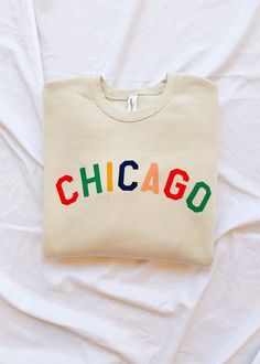 Chicago Sweatshirt, Grey Home, Tokyo Street Fashion, Diy Sweatshirt, Cute Shirt Designs, Shirt Design Inspiration, Shirt Print Design, Clothing Photography, Soft Grunge