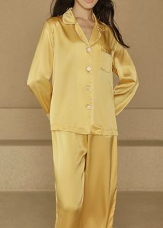 SET YOURSELF FOR COMFORT Gentle on skin for the best sleep and everyday wear Enjoy simplicity with our classic piped pajama set in a solid color. 100% mulberry silk, highest grade 6A, 19 Momme Piping trim Elastic waist Notched collar This is a pre-order item; typical shipping time is approximately 7 working days, plus shipping. Yellow Pajamas, Silk Pajama, Best Sleep, Silk Bedding, Silk Pajama Set, Silk Pajamas, Notched Collar, Good Sleep, Mulberry Silk