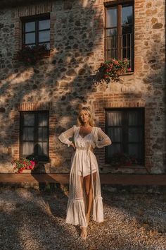 27 Beautiful European Summer Outfits for 2024: Trendy, Chic, and Stylish Looks Feminine Academia, Travel Views, European Travel Outfit, Looks Hippie, Holiday Fits, Dream Holidays, Fit Outfits, Italy Fits, Garden Estate