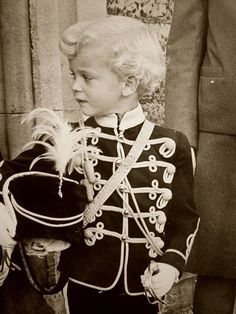 George Philip Nicholas Windsor Duke Of Kent, Heavy Is The Crown, Society Wedding, Prince Michael Of Kent, King Edward Vii, St Andrew, English Royalty, Royal Blood, British Royal Families