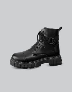 Dark Boots Techwear Boots, Men Techwear, Dark Boots, Mysterious Aesthetic, Boots Design, Dark Mysterious, Techwear Outfits, Jewelry Chest, Chest Rig