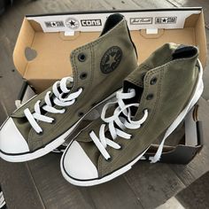 Nib Converse Chuck Taylor All Star Hi-Field Surplus High Top Shoes. Junior Size 5, Women's Size 7.5 (Eu 37.5) Sneakers For Women, Women's Converse, Converse Chuck Taylor All Star, High Top Shoes, Womens Converse, Chuck Taylor All Star, Converse Chuck, Converse Shoes, Top Shoes