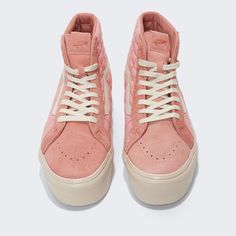 Nwt - Vans X Joe Freshgoods Sk8-Hi Reissue Platform Vlt Lx Sneakers Coral Pink Size 8 Come In Box With 3 Sets Of Laces. Sold Out Online. Vans Vault By Vans X Joe Freshgoods Sk8-Hi Reissue Platform Lx Vault By Vans X Joe Freshgoods Collaborative Collection Quilted Nylon Upper With Suede Overlays Lace-Up Closure Rubber Outsole Color: Coral Almond Style Code: Vn0007pwzee1 Material: Nylon, Suede, Rubber Product Id: 883852 Vans Sneakers With Rubber Sole, Pink Vans Sneakers, Joe Freshgoods, Vans Vault, Color Coral, Sk8 Hi, Womens Vans, Coral Pink, Almond