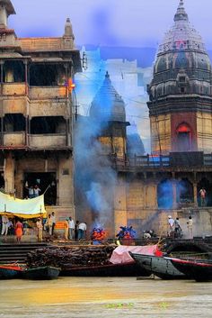 Sacred burning of bodies, Ganges, Varanasi, India Yamuna Ji, Banaras Ghat, Bhagwan Ram, Purity Culture, Into The West, India Photography, Varanasi, South Asia