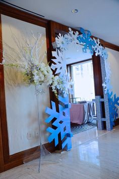 an image of a room decorated with snowflakes