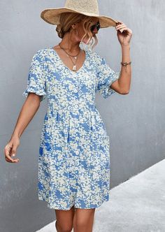 The Emes Shop dress is detailed with a classic button-down design. Features a v neckline. short sleeves. floral print. and above knee length. Pair it with a bucket hat and sneakers for an easygoing look.MATERIALS: 100% PolyesterMEASUREMENTS: Product length is 35"- 37" in 4-6-Small | Waist: 25-26.5 in | Chest: 33-34.5 in | Hips: 35-36.5 in 6-8-Medium | Waist: 26.5-28 in | Chest: 34.5-36 in | Hips: 36.5-38 in 8-10-Large | Waist: 28-29.5 in | Chest: 36-37.5 in | Hips: 38-39.5 in 10-12-X-Large | ... Mini Dress Short Sleeve, Printed Casual Dresses, Shop Dress, Womens Shift Dresses, Beautiful Shorts, Boho Style Dresses, High Waist Fashion, Dress Short Sleeve, Dresses By Length