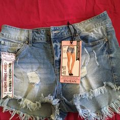 Distressed, Destroyed, Frayed Jeans Shorts. Frayed Jeans, Distressed Shorts, Jeans Shorts, Fashion Ideas, Jean Shorts, Jeans Size, Womens Shorts, Festival, Color