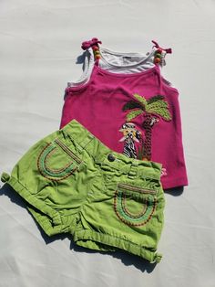 Preowned. Shorts have definite wear on bottom as pictured.  Please see all photos for details or message with questions. Our home is smoke free. Early 2000s Kids Clothes, 2000s Stuff, Clothes 2000s, Vintage Kids Clothes, Sublimation Ideas, Baby Fits, Kid Clothes, Gymboree Girl, Pose References