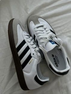 Back To School Shoes Adidas, Samba Adidas Shoes, Adidas Smaba, Shoes Wishlist 2024, White And Black Sambas, Adidas Shoes Sambas, Adais Sambas, Adidas Samba Grey, Shoes Adidas Samba