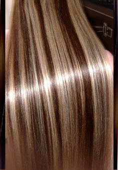 medium hairstyles with bold highlights and low lights | Blonde Lowlights And Highlights similar Image and photo in Hairstyle ... Soft Shiny Hair, Dark Brown Hair Color, Low Lights Hair, Blonde Hair With Highlights, Brown Highlights, Brown Blonde Hair, Platinum Blonde Hair, Long Blonde, Dark Brown Hair