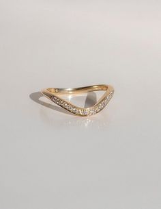 Moissanite Diamond Wave Stacking Ring|Curved Wedding Ring|Stacking Ring Women|Solid Gold Deep Chevron Ring|Unique Contour Ring 14k-10k 𝗥𝗶𝗻𝗴 𝗗𝗲𝘁𝗮𝗶𝗹𝘀 ● ∆ Handmade - 14k yellow gold Solid Gold Sixteen 1mm round ∆ Measurement: Width of Band: 1.35MM * Thickness of Band: 1.10MM ❃ 𝐒𝐩𝐞𝐜𝐢𝐚𝐥𝐭𝐲 𝐚𝐧𝐝 𝐍𝐨𝐭𝐞𝐬↣ Customized Designer Jewelry. ↣ Offer All cuts which you dream it to make with moissanite. ↣ Updating every step of your ordered jewelry. ↣ All listed jewelry in our stores is m Contour Ring, Traditional Diamond, Cvd Diamond, Chevron Ring, Pave Band, Treasure Chest, Wedding Things, Moissanite Diamonds, Real Diamonds