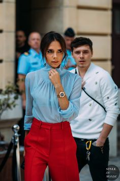 Victoria and Brooklyn Beckham, Street Style, Street Fashion, Streetsnaps, Streetlook, Street Chic, Streetstyle, Fashion, Outfit, Street looks, Trends, Street snaps, Style Fashion Week Nyc, Paris Mens Fashion, Brooklyn Beckham, Fashion Week Outfit, Outfit Chic, Fashion Blogger Style